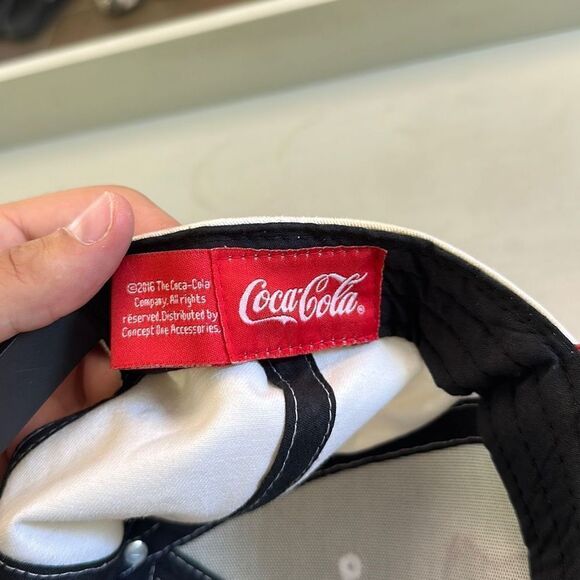 Coca Cola‎ Men's White and Red Baseball Snapback Cap OS - Picture 7 of 7